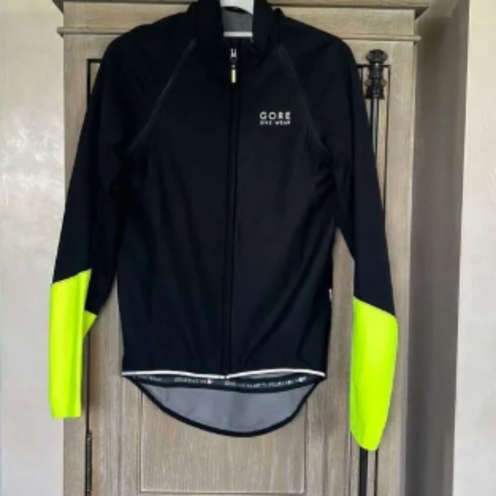 Gore Bike Wear Racing Jacket size medium NWOT